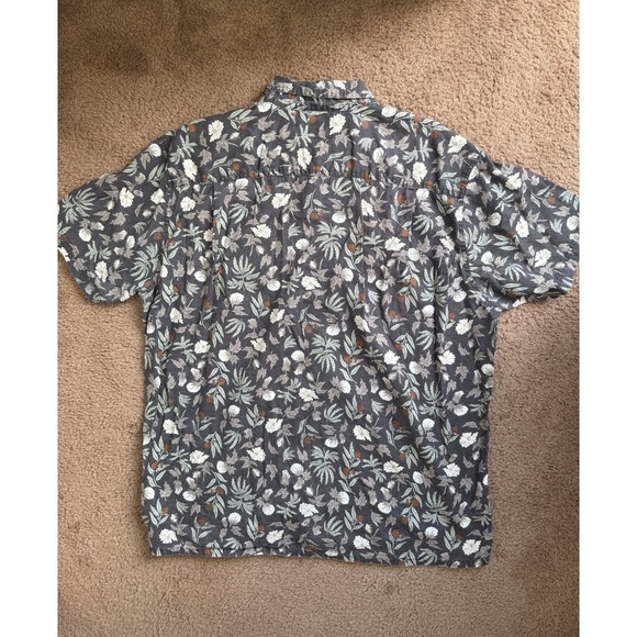 Patagonia Men's‎ Size 2XL Short Sleeve Button Down Shirt Floral Print Brown - Picture 7 of 7
